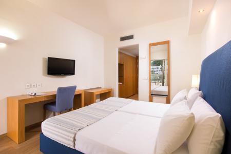 Kassandra Palace Seaside Resort інформація про готель та пошук турів в готелі Kassandra Palace Seaside Resort в Греції
