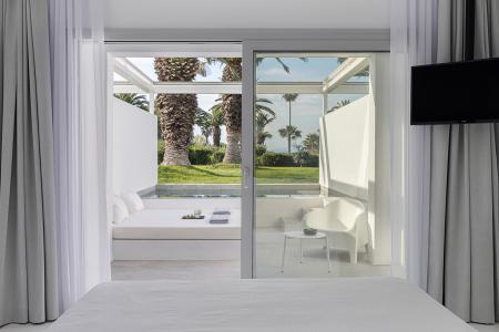 Kassandra Palace Seaside Resort інформація про готель та пошук турів в готелі Kassandra Palace Seaside Resort в Греції
